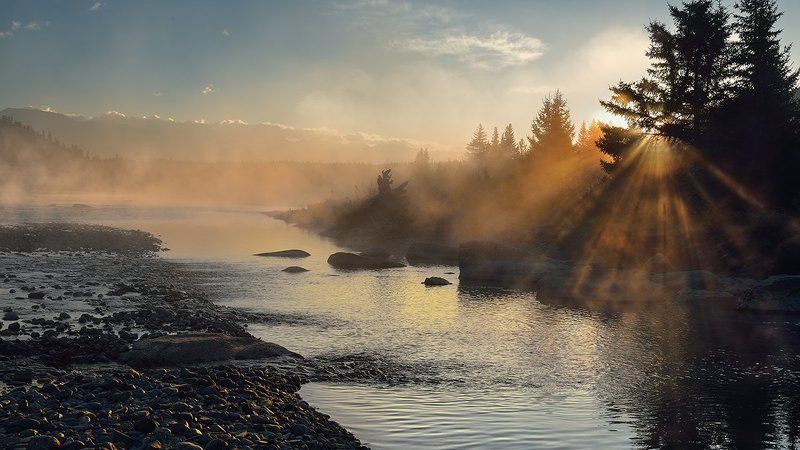 Алтай, Берег, Вода, Горы, Камни, Коксу, Лучи, Пейзаж, Природа, Раннее, Рассвет, Река, Сибирь, Солнце, Течение, Туман, Утро Рассвет на Коксу фото превью