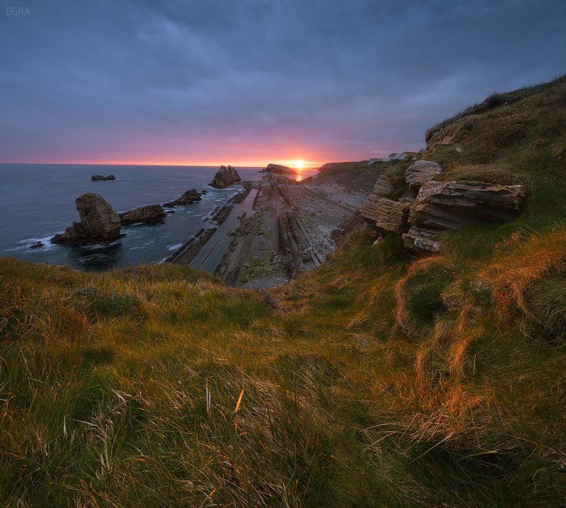 Cantabria, Espana, Spain, Urros de Liencres, Атлантический, Испания, Кантабрия, Океан Открытое в камне фото превью