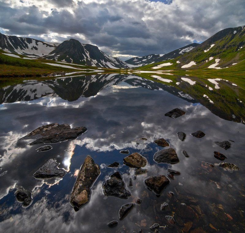 Горное озеро в Долине вулканов. фото превью