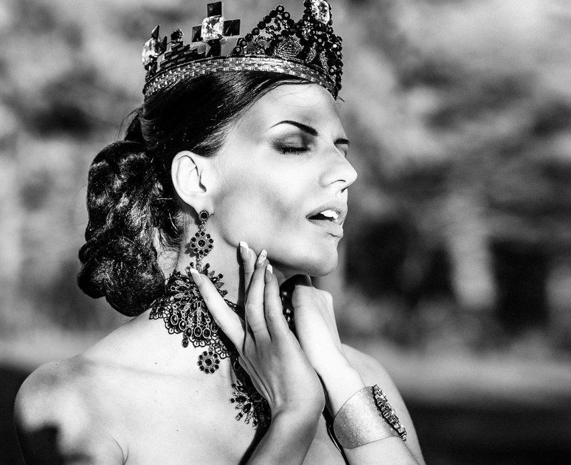 Dark Queen фото превью