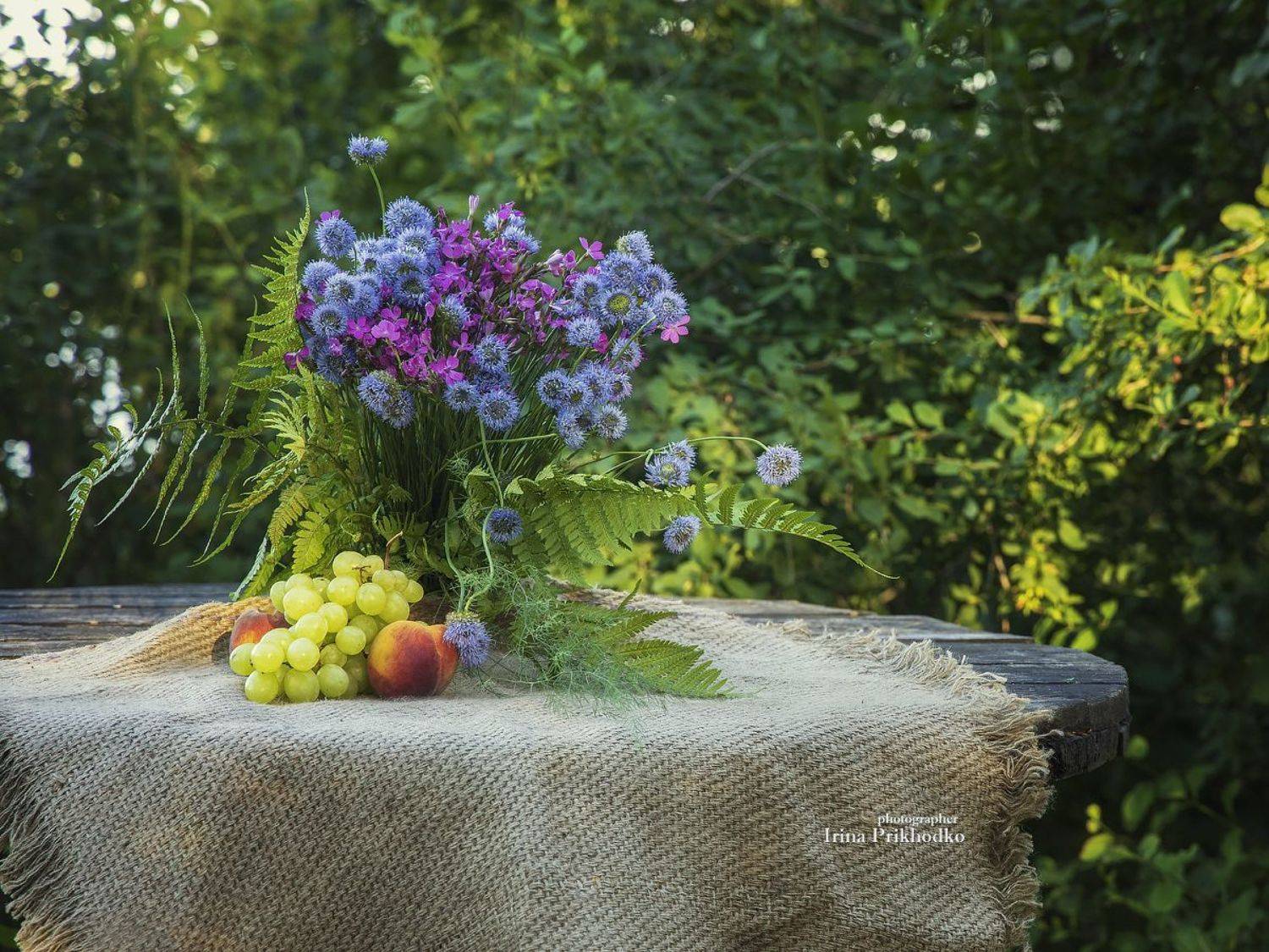 натюрморт, полевые цветы, пленэр, фрукты, лето, закат, Приходько Ирина