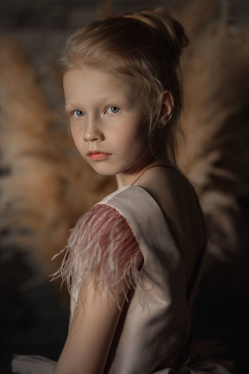 девочка, портрет, фотосессия, girl, young, portrait, творческий портрет, детский портрет, young girl, дети, children, детская фотография, детская фотосессия, постановка, постановочная фотография, girl portrait, Владимир Васильев