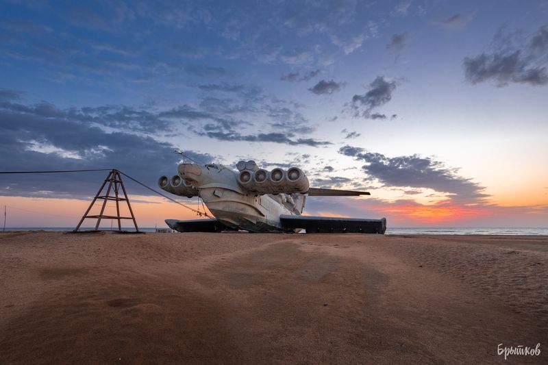 Ракетный корабль-экраноплан проекта 903 «Лунь» фото превью