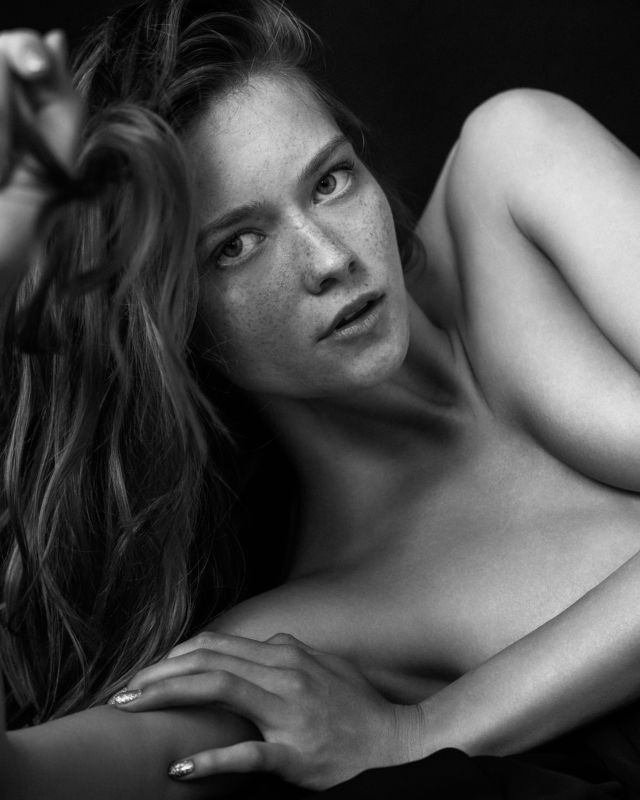 Tanya фото превью