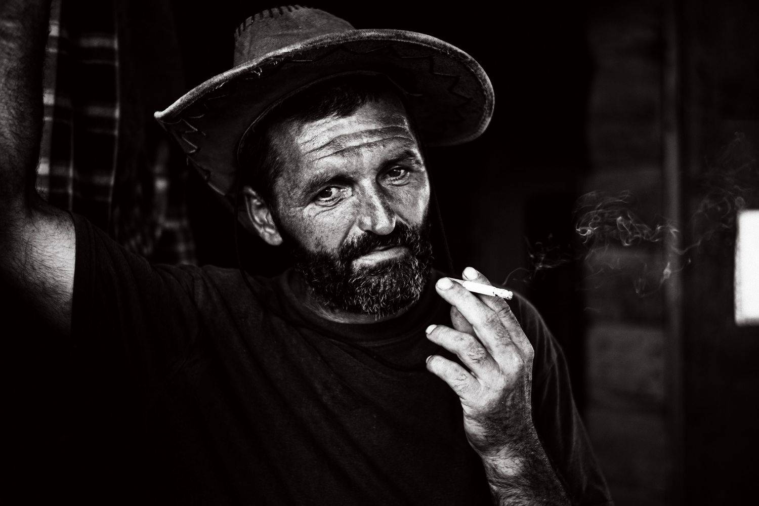 портрет, жанр, монохром, сигарета, шляпа, Sergey Shulga