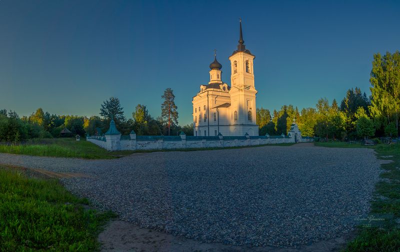 кострома, костромскаяобласть, островскийрайон, островский, пейзаж, николабережки, щелыково, деревня,, село, церковь, архитектура, вечер, закат Летний вечер.Никола-Бережки фото превью