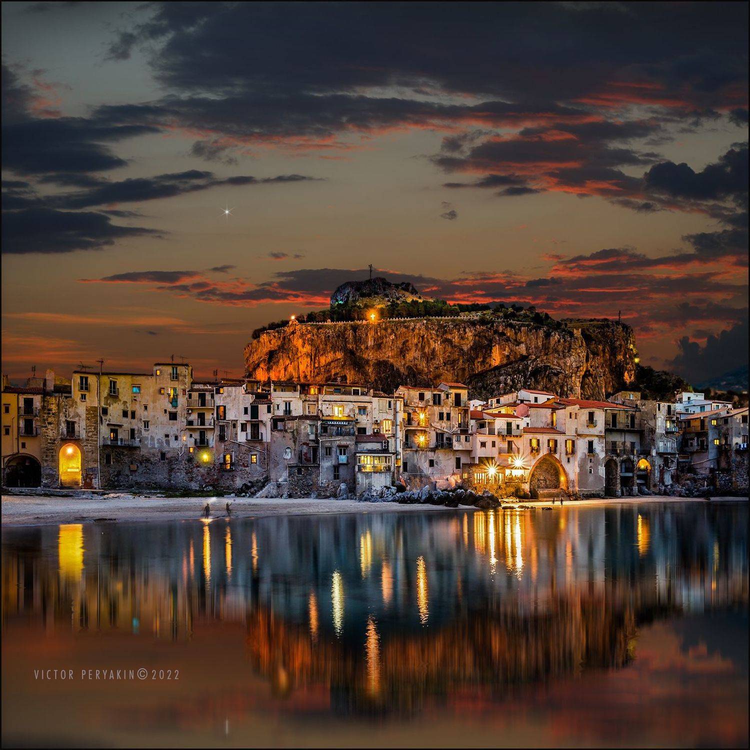 , Виктор Перякин