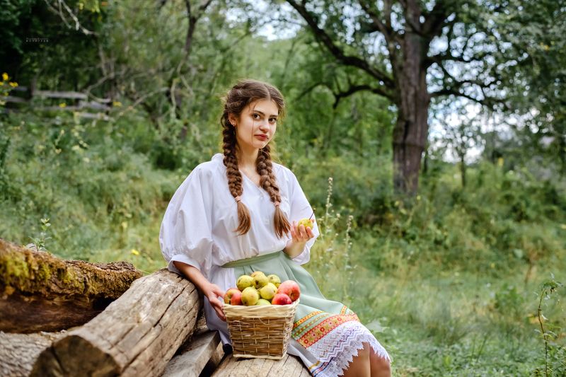 природа, сад, кубань, девушка, казчка Кубанская казачка фото превью