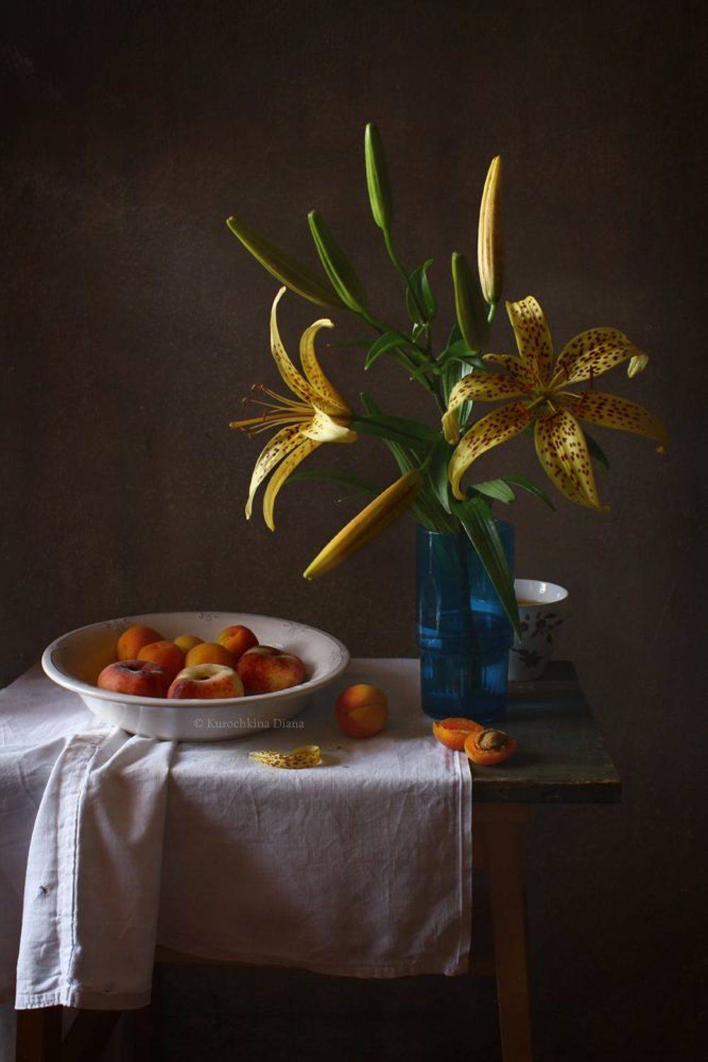 натюрморт, цветы, лилия, фрукты, Курочкина Диана