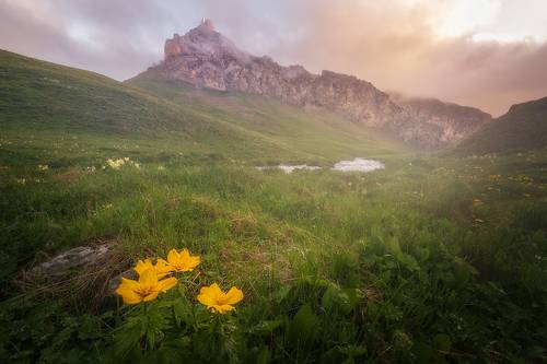 Гора Тоторс