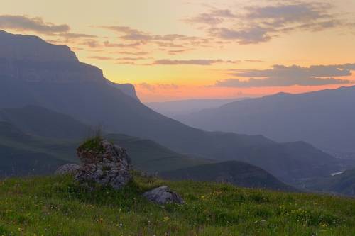 Рассвет в Баксанском ущелье