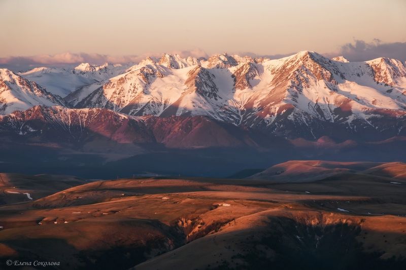 рассвет, утро, горы, бермамыт, весенний пейзаж Рассвет на плато Бермамыт фото превью