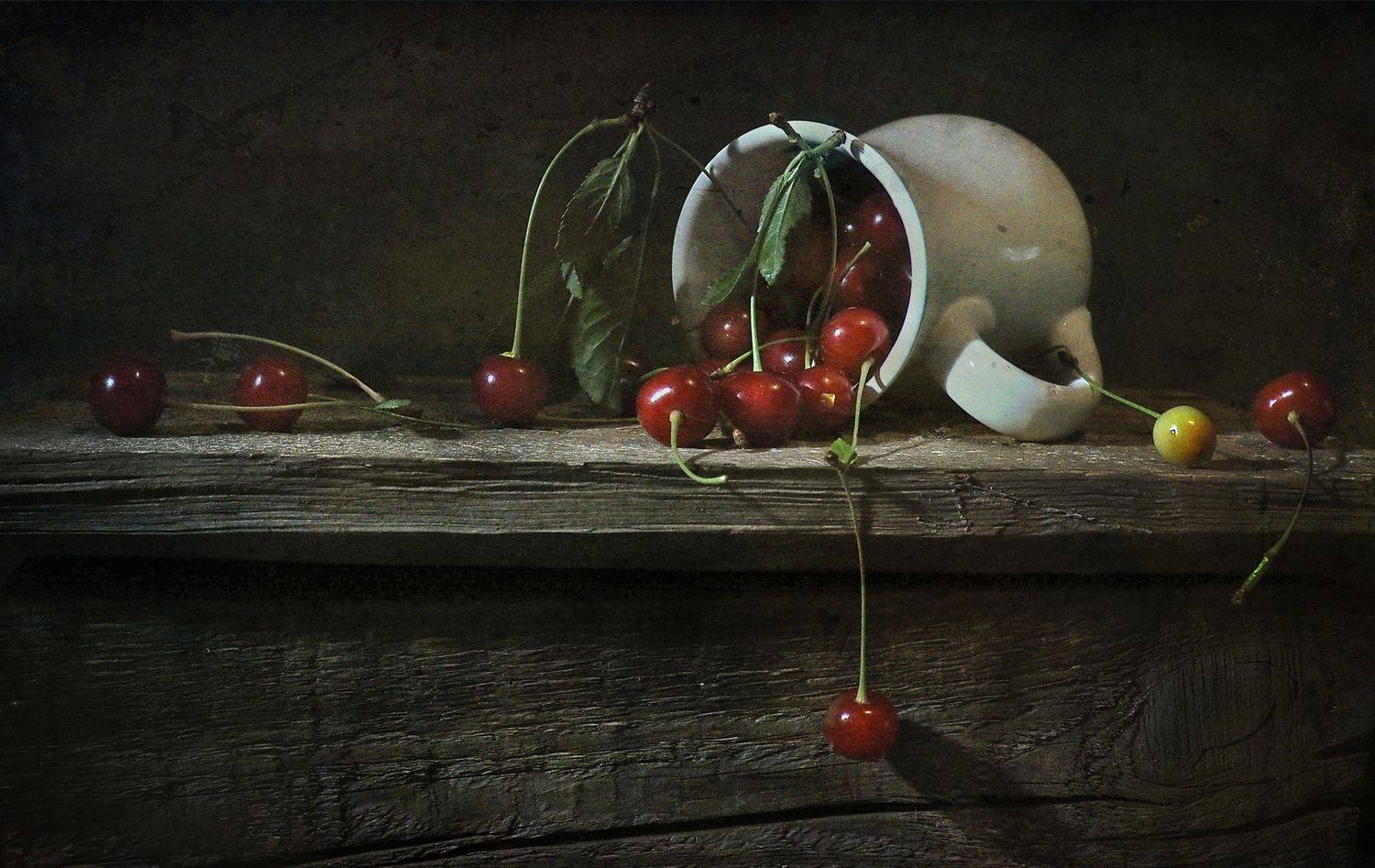 вишня,кружка,старое,стол, древесина, Володин Владимир Владимирович