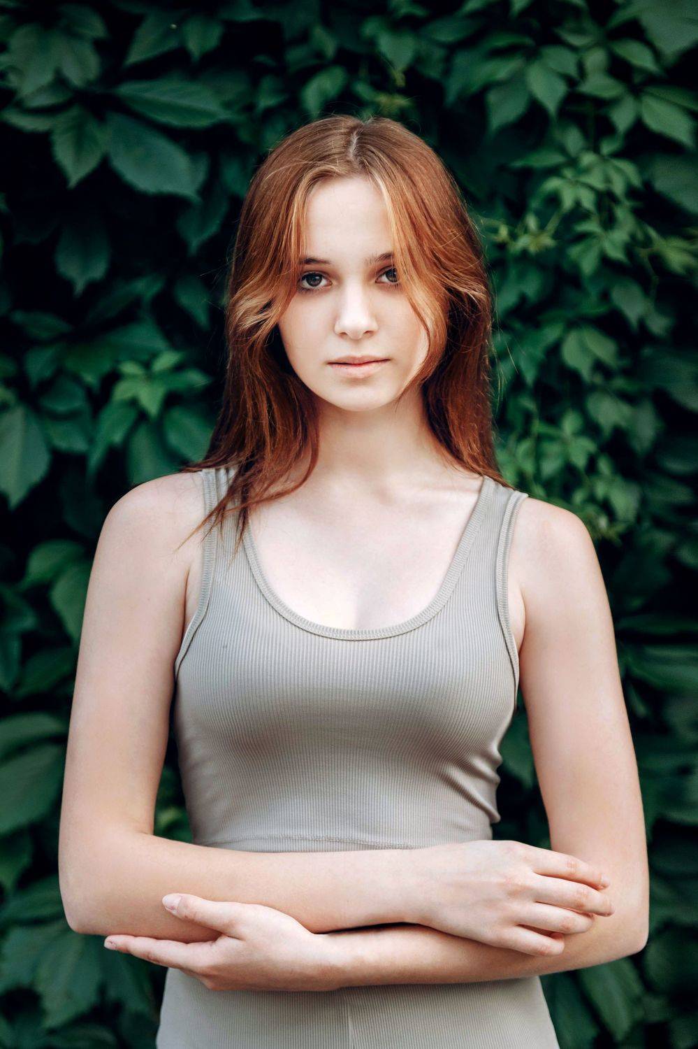 девушка, комната, черный, белый,  печаль ,красота ,грудь, красный,, Лыткин Денис