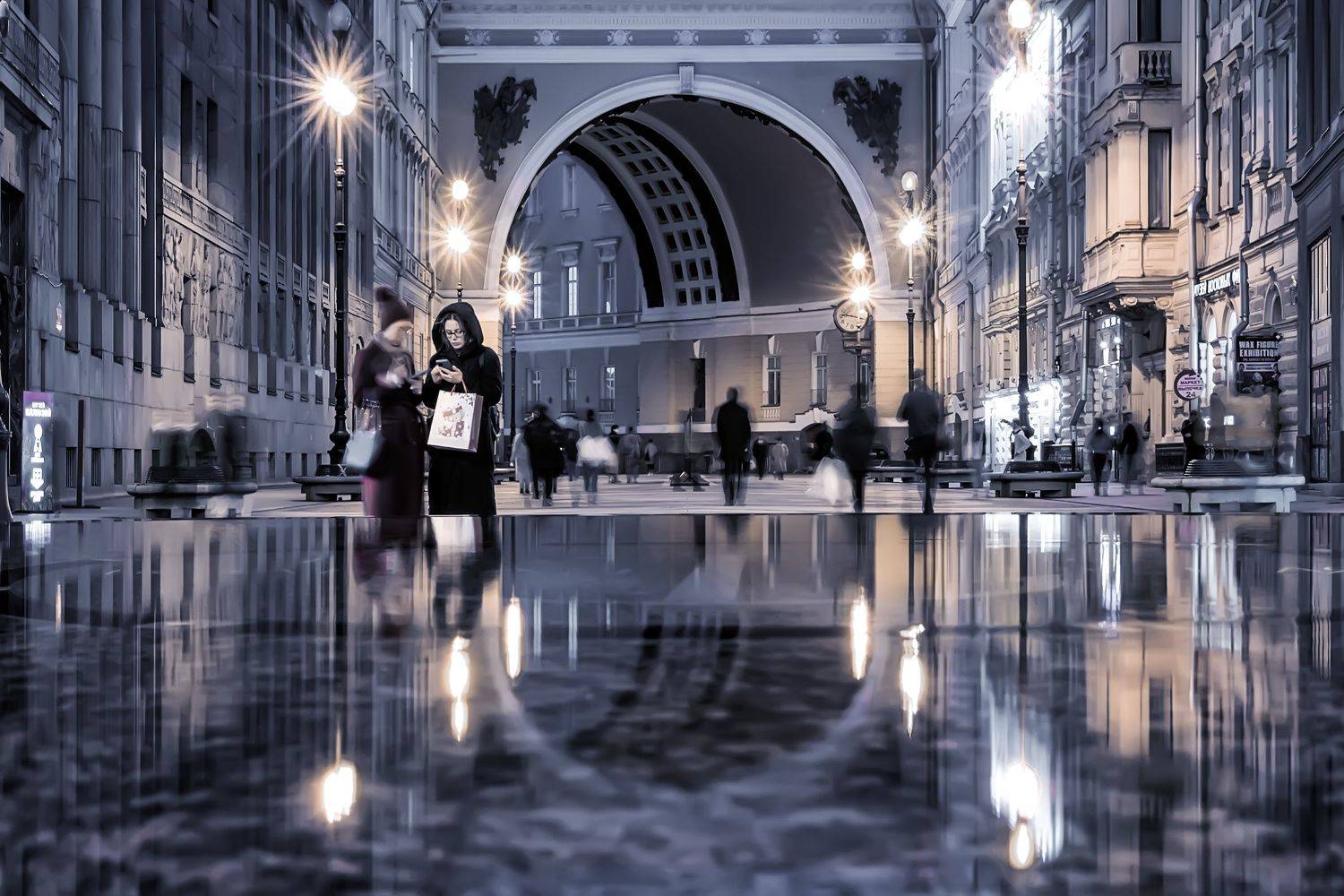 город,архитектура,вечер,люди,бассейн,отражения, Тамара