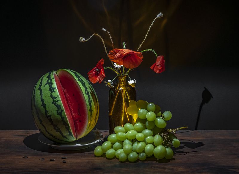 натюрморт, арбуз, виноград, мак, ромашки, цветы, Натюрморт #3423 фото превью