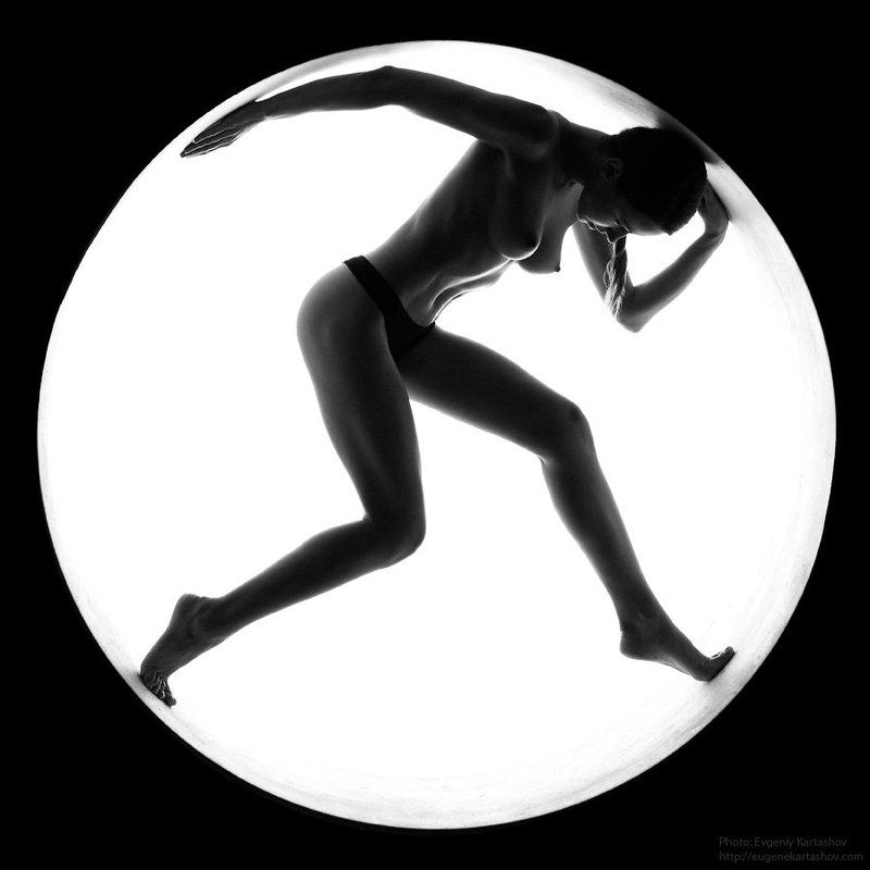 Closed Circle фото превью