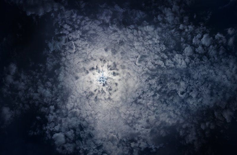 Уходящие фото превью