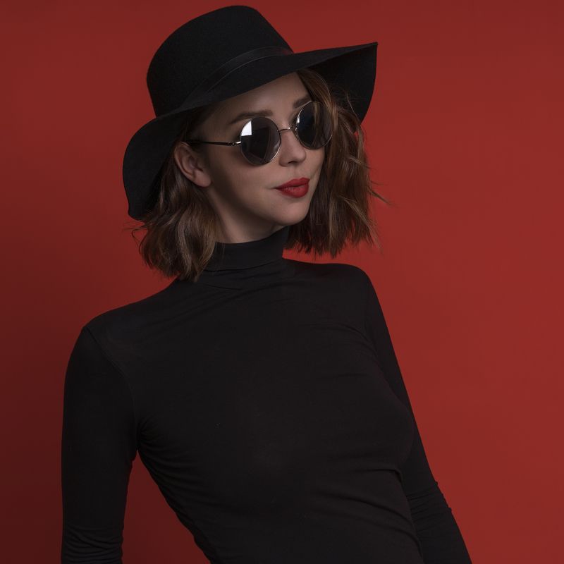 Red фото превью