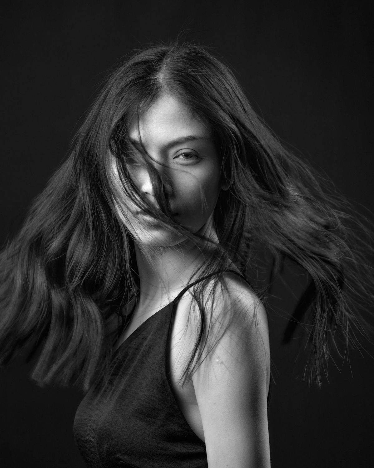 asian, vietnam, vietnamese, portrait, face, bw, black and white, b&w, monochrome, women, female, studio, hair, Nguyen Hoang Viet