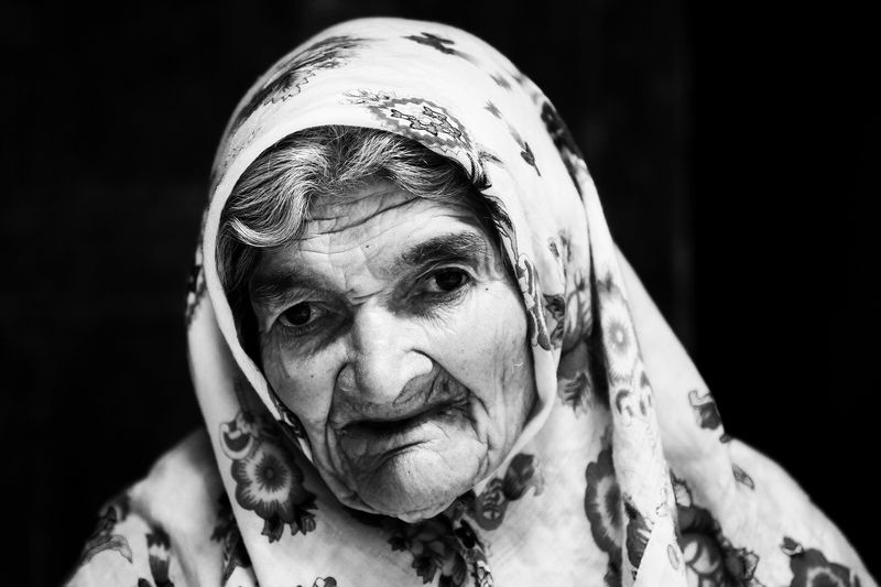 village woman фото превью