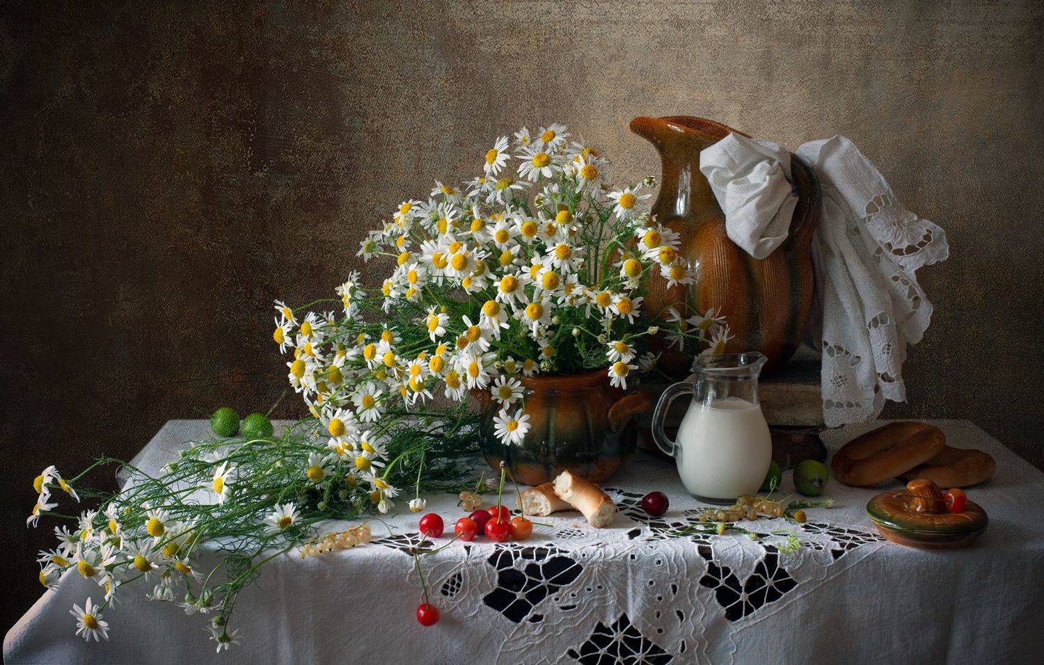 миламиронова, фотонатюрморт, лето, stilllife, цветы, букет, натюрмортсцветами, ромашки, черешня, бублики, молоко, снедь, Миронова Мила