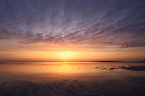 Закат на острове Эльтон