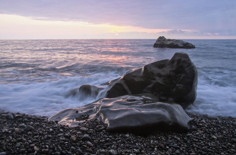 залив, чёрное море, камни, прибой, закат, волна Стражи залива фото превью