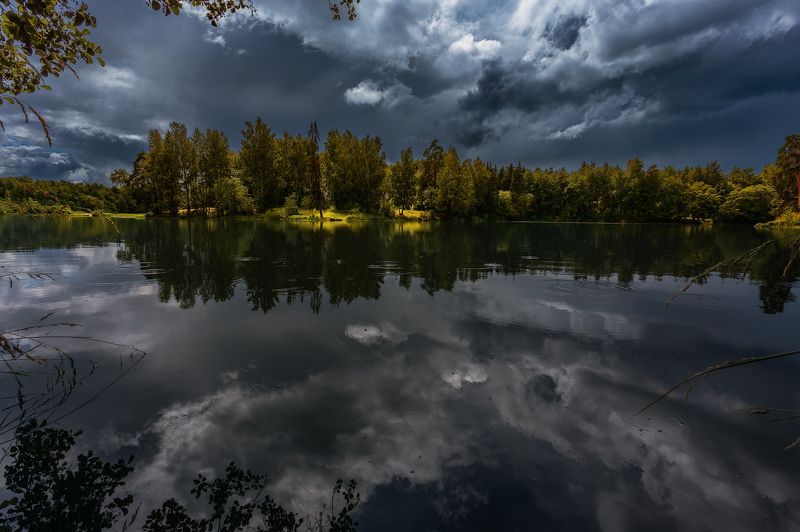 пруд, красный пруд, красный пруд ломоносов, ломоносов, санкт-петербург, ораниенбаум, lomonosov, oranienbaum, st.petersburg, облака, pond, верхний пруд Пруд. фото превью