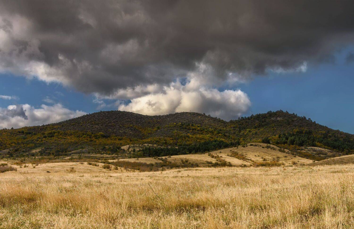 сентябрь горы травы облака, Вера Ра