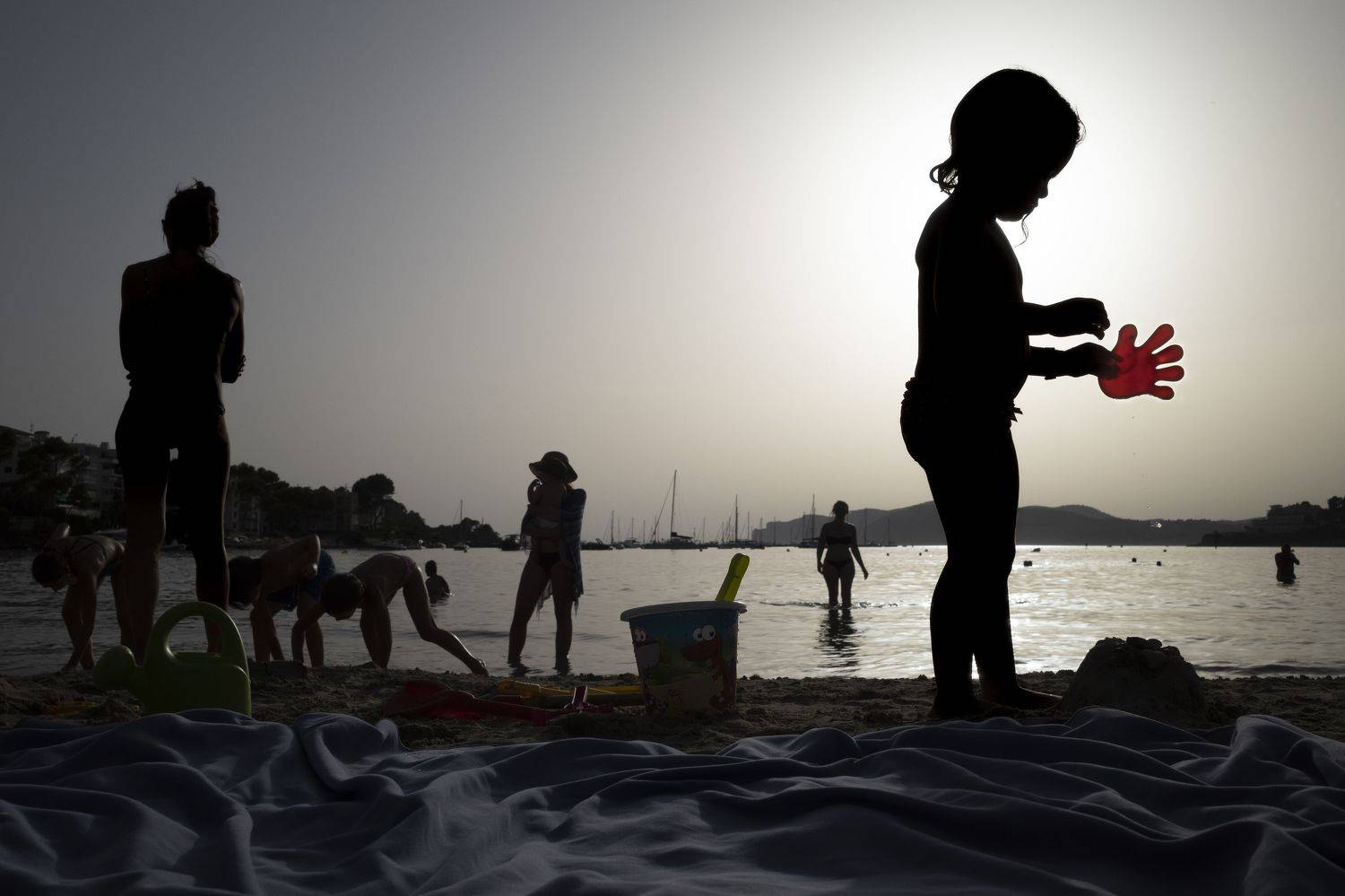 streetphotogrphy, streetphoto, urban, people, low key, sihlouttes, Pablo Abreu