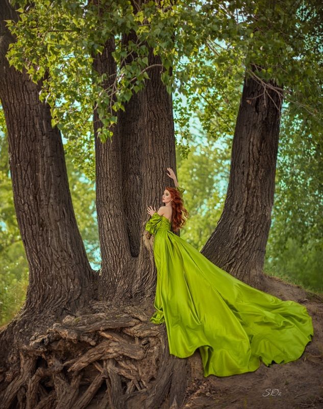 лес, дерево, зелёный, жук, сказка, мифы, история, рыжая, рыжеволосая, платье, модель, fashion, green, wood, sun, summer, солнце, лето, девушка, юность, элегантность, нежность, портрет, в полный рост, nikon Дриада фото превью