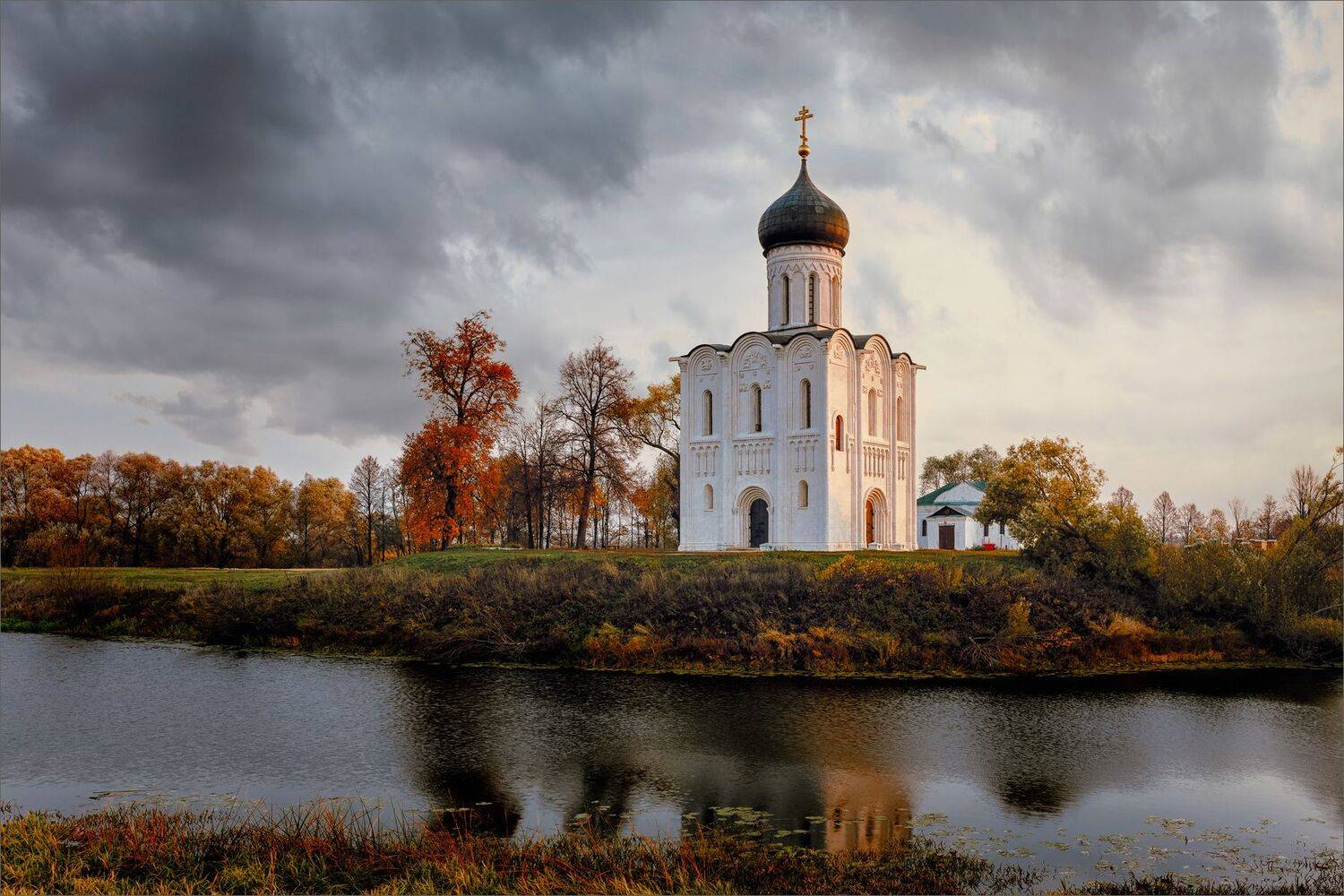 пейзаж, осень, утро, рассвет, храм, покрова на нерли, александр никитинский, Никитинский Александр