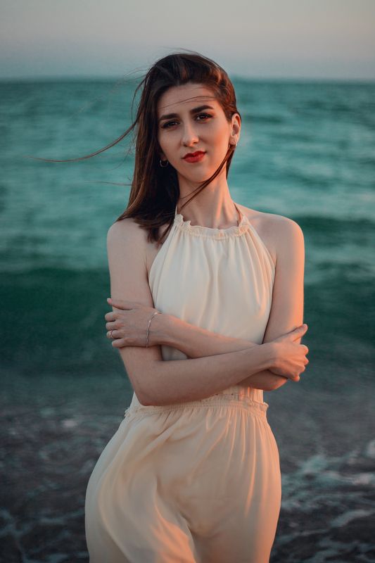 Elvira фото превью