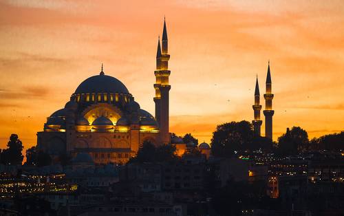 Istanbul, view of the Suleymaniye Mosque