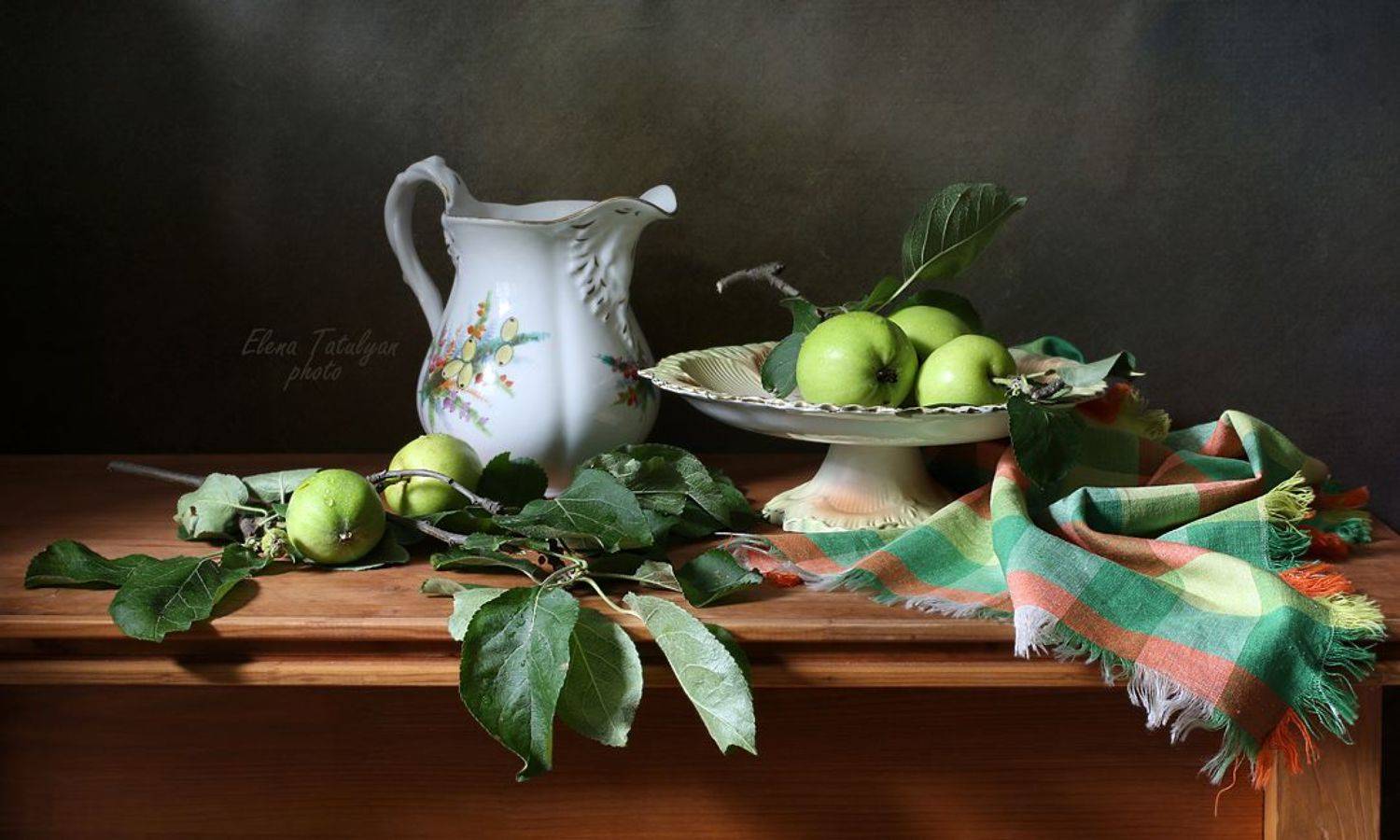 яблоки, Елена Татульян