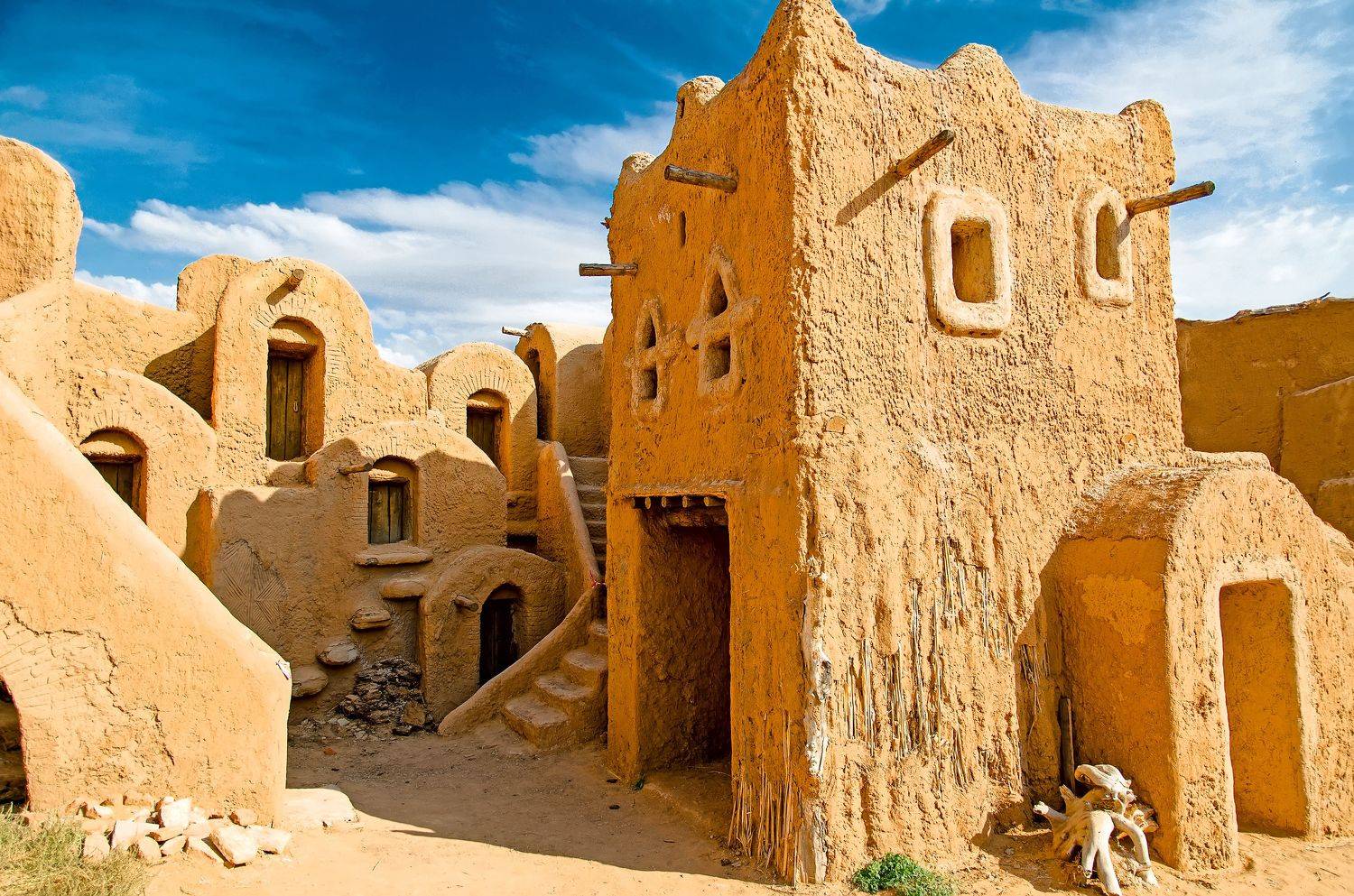 Реконструкция, древний, столица, Золотая Орда, город, Сарай-Бату, Селитренное, крепость, башня, Астраханская область, безлюдный, старый, восточный, азия, мазанка, пустыня, глиняный, строения, архитектура, крепостная стена, Сытилин Павел