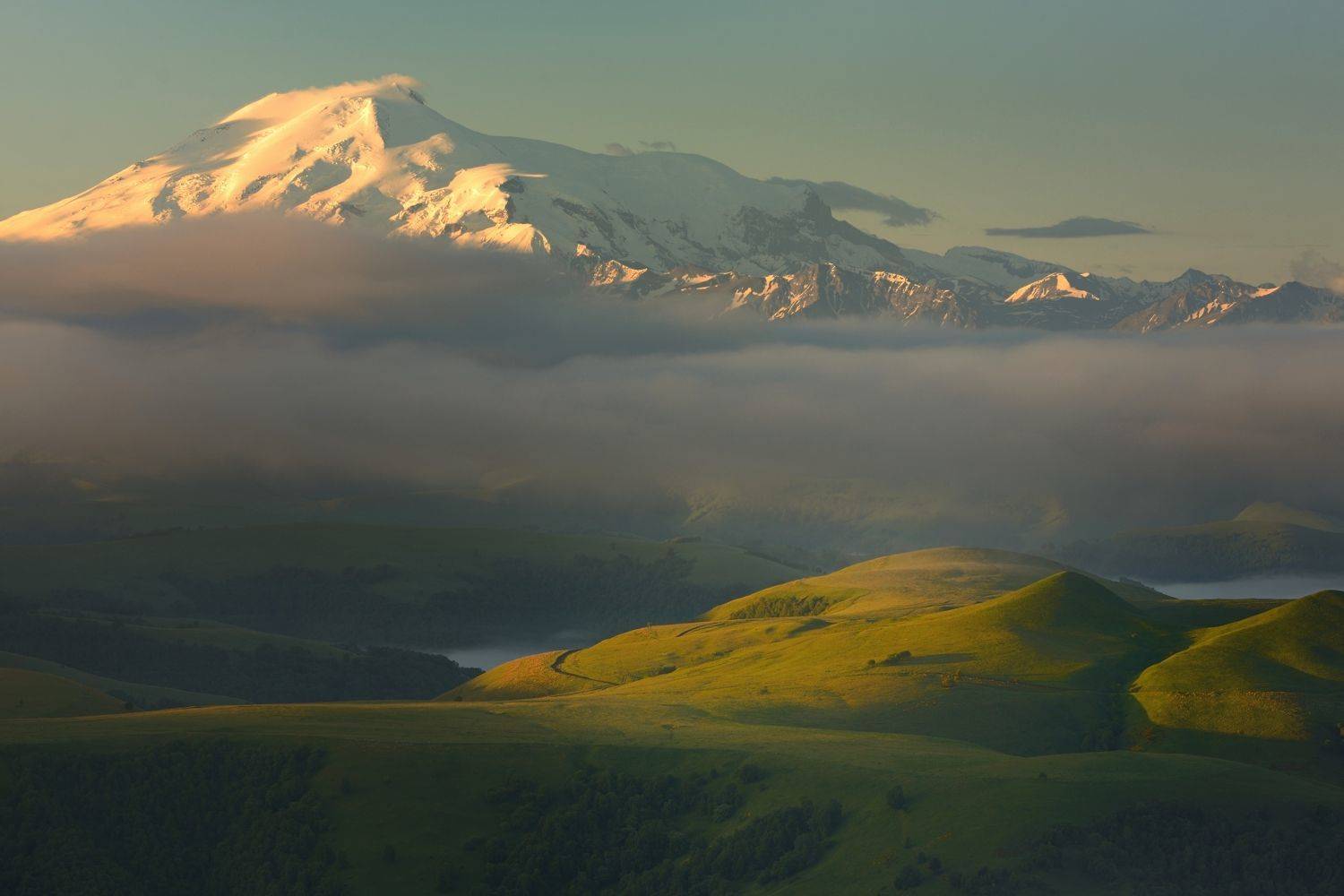 горы лето рассвет эльбрус, Александр Жарников