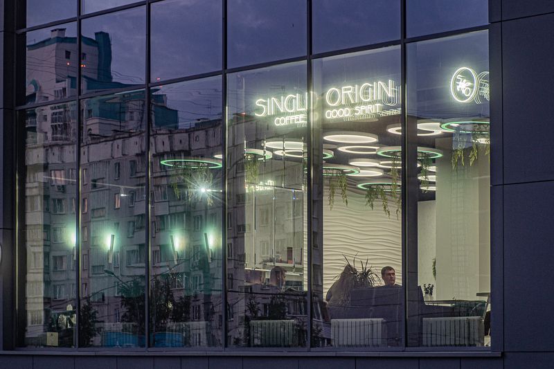 утро, кафе, сумерки раннего утра глоток фото превью