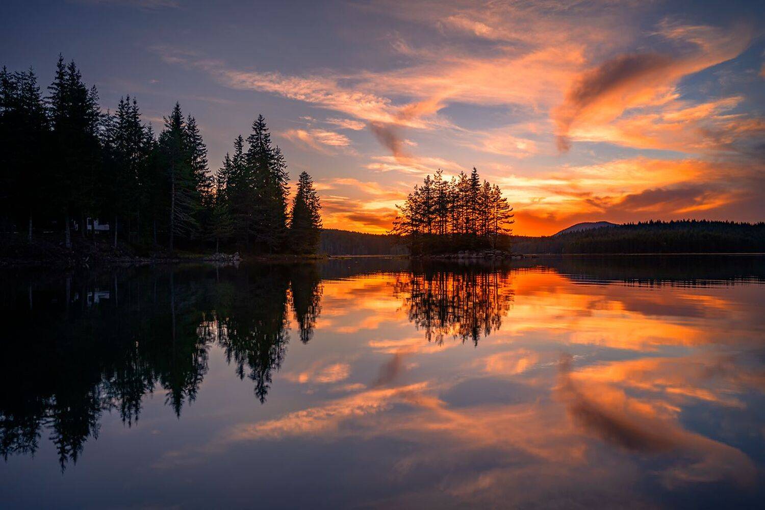 landscape nature scenery spring lake reflection sunset evening sun mountain bulgaria весна горы озеро, Александър Александров