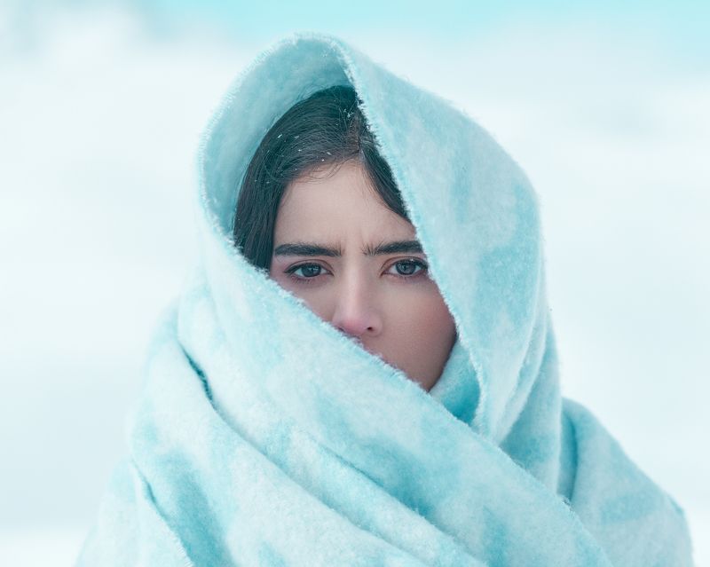 portrait dramatic light model girl photographer beauty art  Cold фото превью