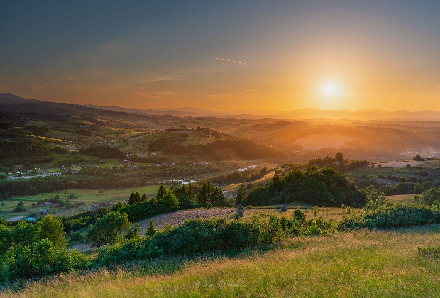 poland, polska, beskidy, beskids, wolakrogulecka, rytro, kotlinasądecka, nikon, tamron, sun, sunset, sky, mountains, trees, plants, glow,  Marcin Dobrowolski