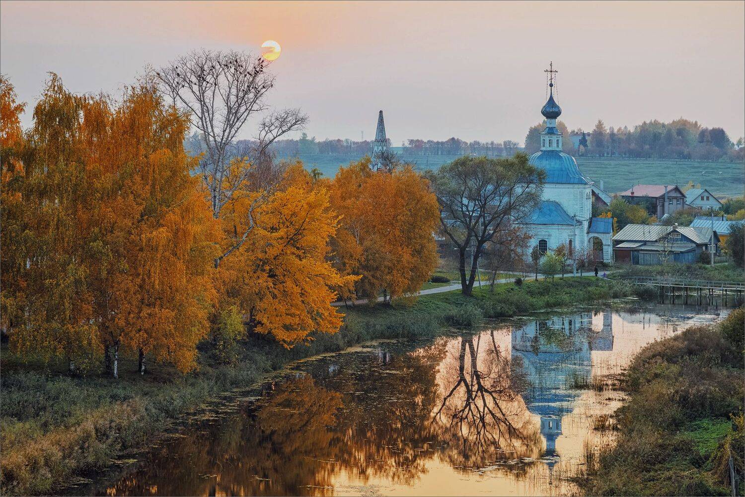 пейзаж, город, архитектура, осень, вечер, храм, река, свет, цвет, отражение, александр никитинский, Никитинский Александр
