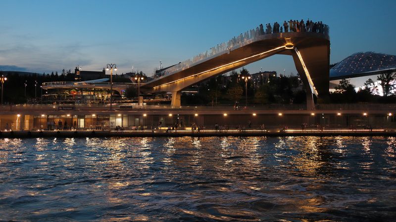 Moscow river фото превью