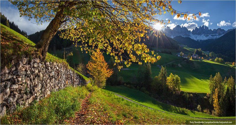 Santa Maddalena, Альпы, Доломитовые Альпы, Доломиты, Италия Итальянская пастораль. фото превью