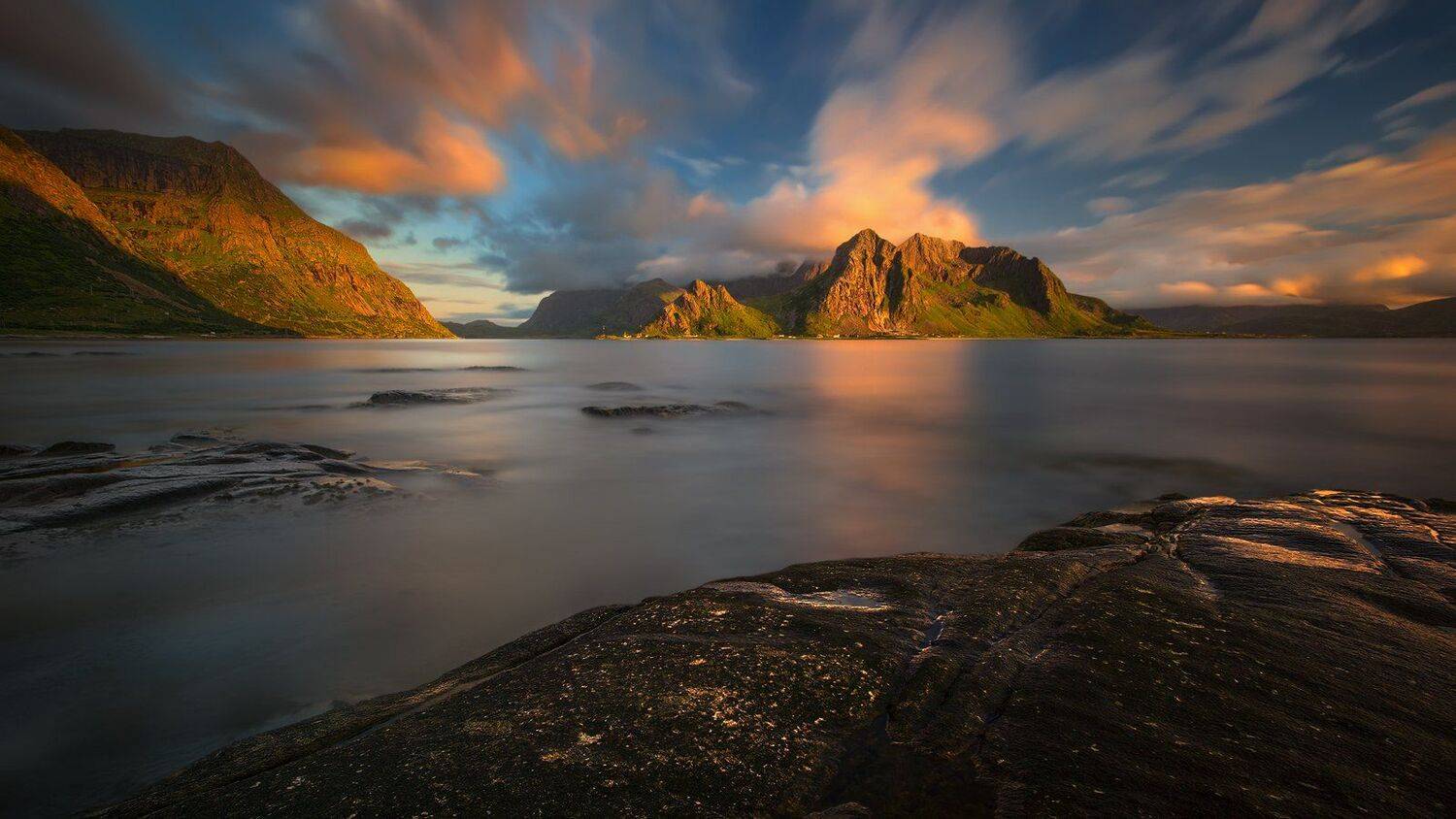, Pawel Kucharski