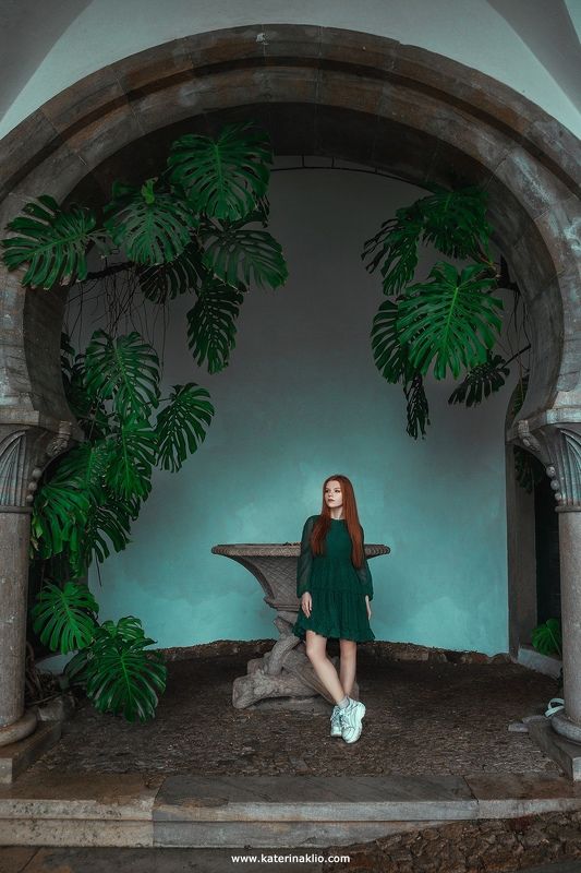 green, ginger, castle, dress, fog, woman, model, lady, portrait, Green фото превью