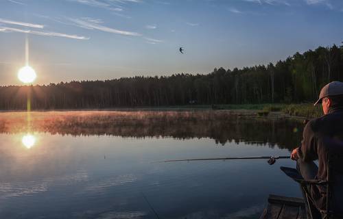 на рыбалке..