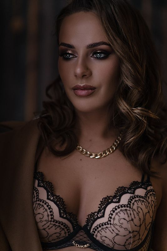 женский портрет, портрет, жанровый портрет, девушка, модель, красивые люди, красивые лица, красавица, фотосессия в студии, съемка в студии, портрет в студии Татьяна фото превью