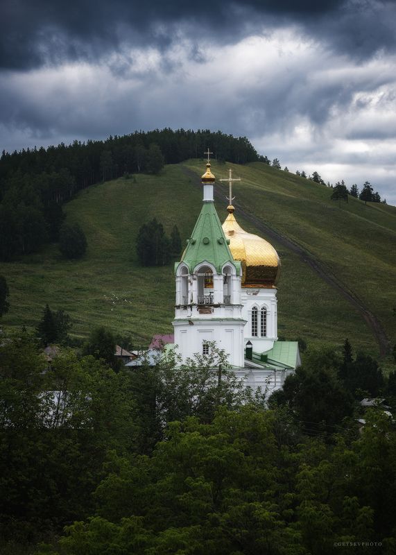 Пасмурным утром фото превью